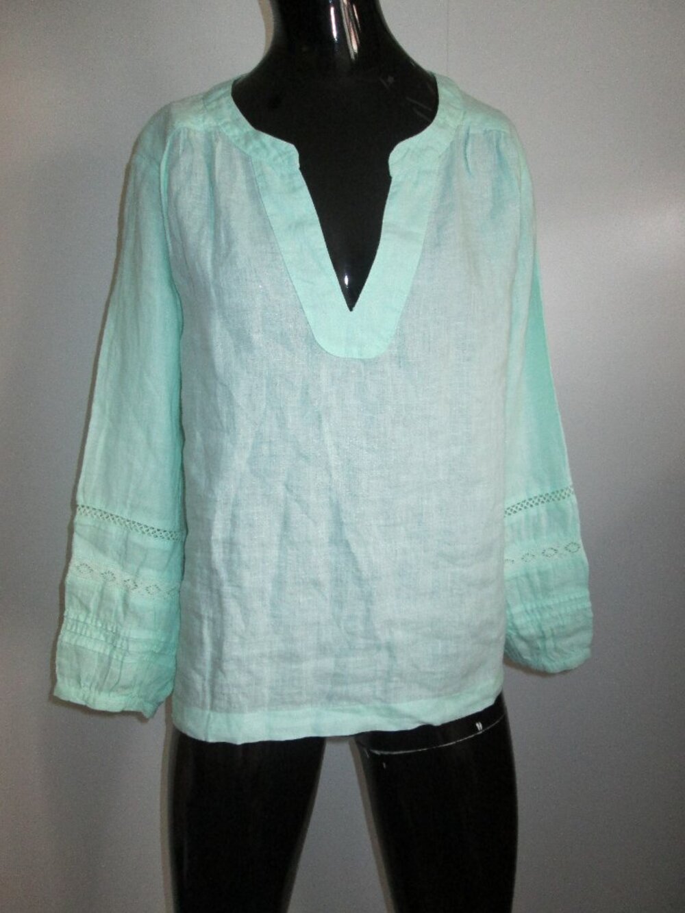 Rachel Zoe 100% linen split neck tunic top